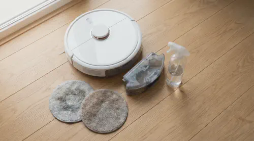 /img/posts/roborock-smells-bad.webp